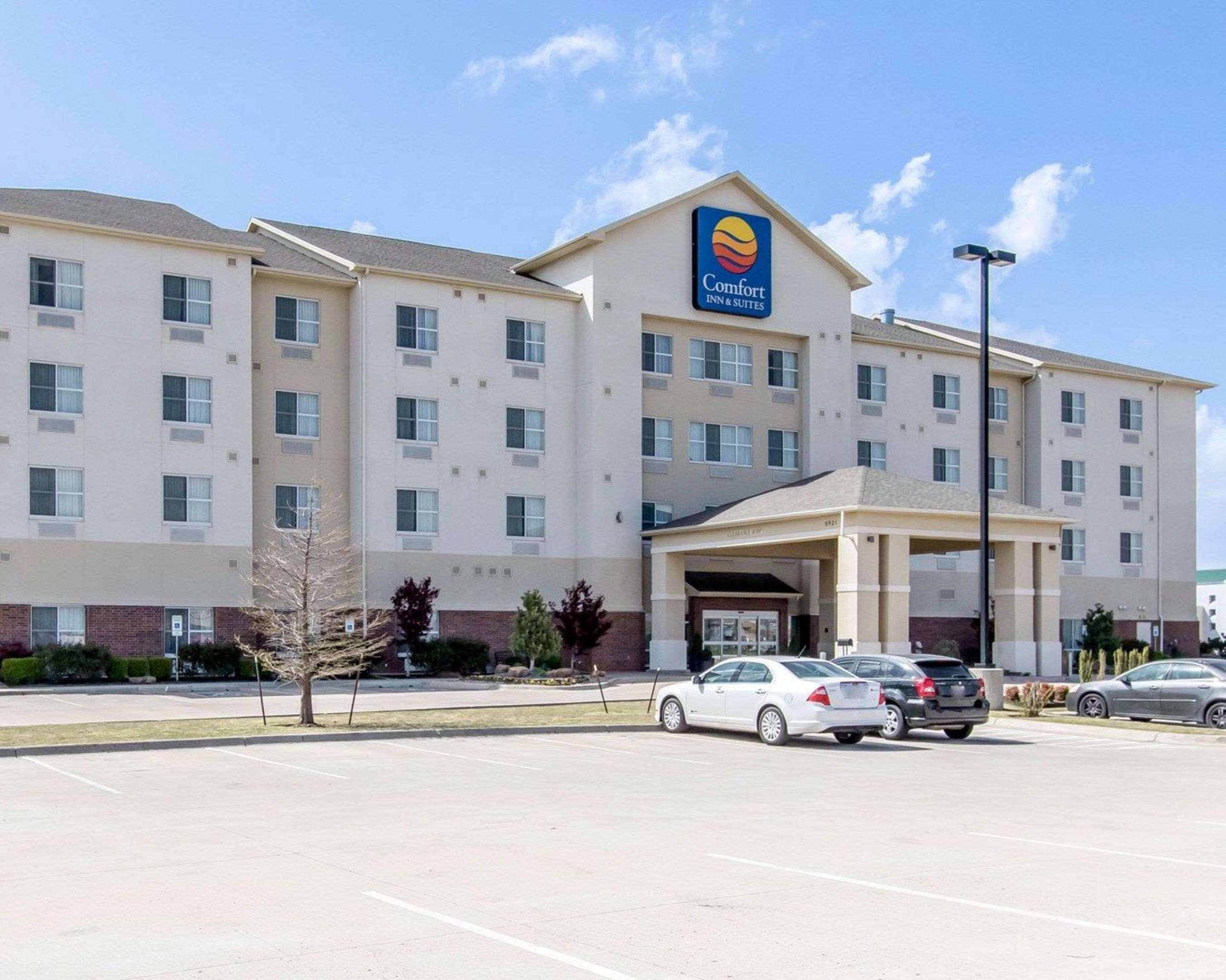 Comfort Inn & Suites Oklahoma City West - I-40 Exterior foto